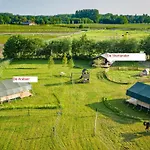 Glamping Hoeve Klein Haneveld Campismo de Luxo Sint-Oedenrode